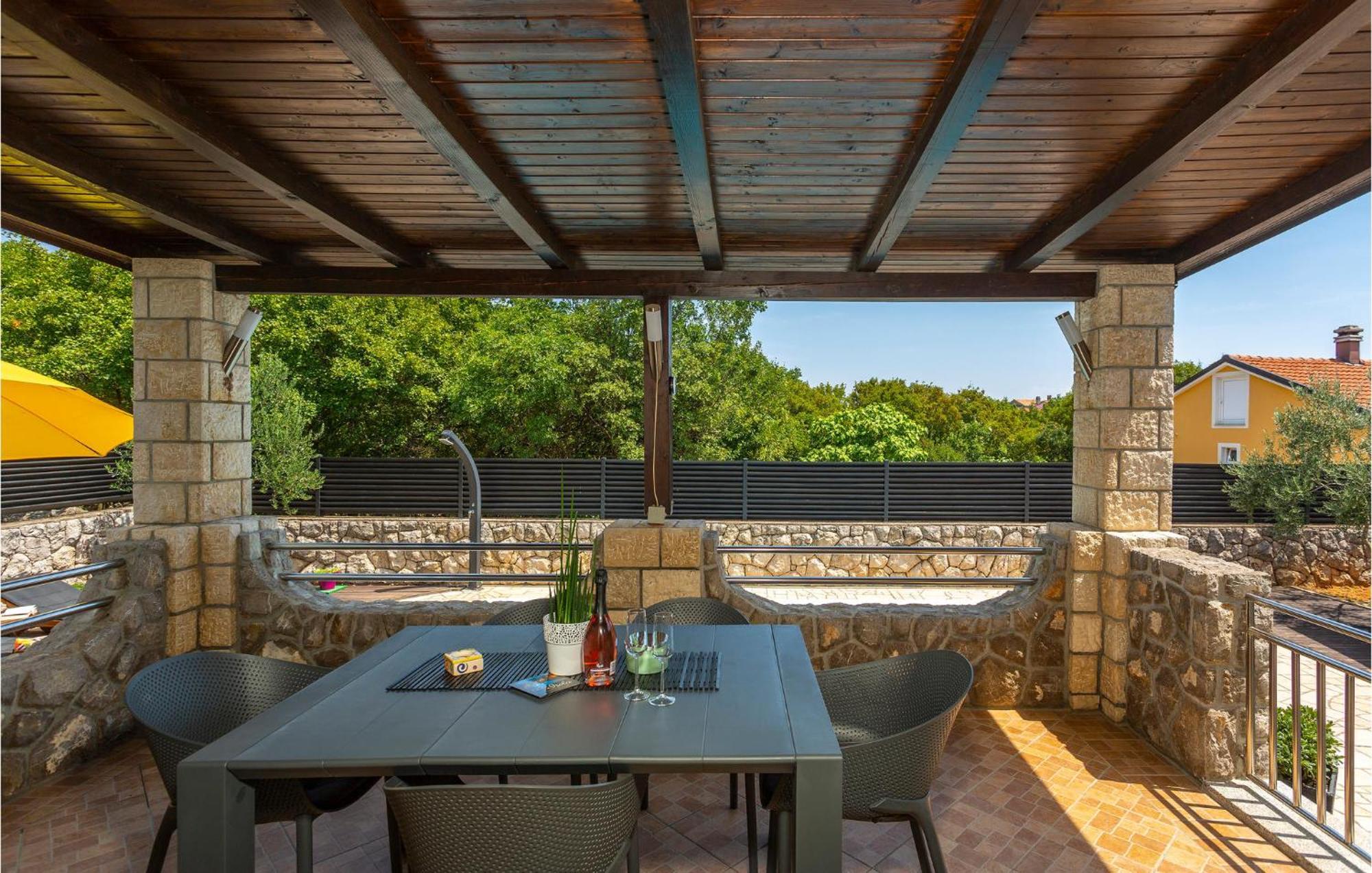 Nice Home In Lakmartin With Outdoor Swimming Pool Exterior foto